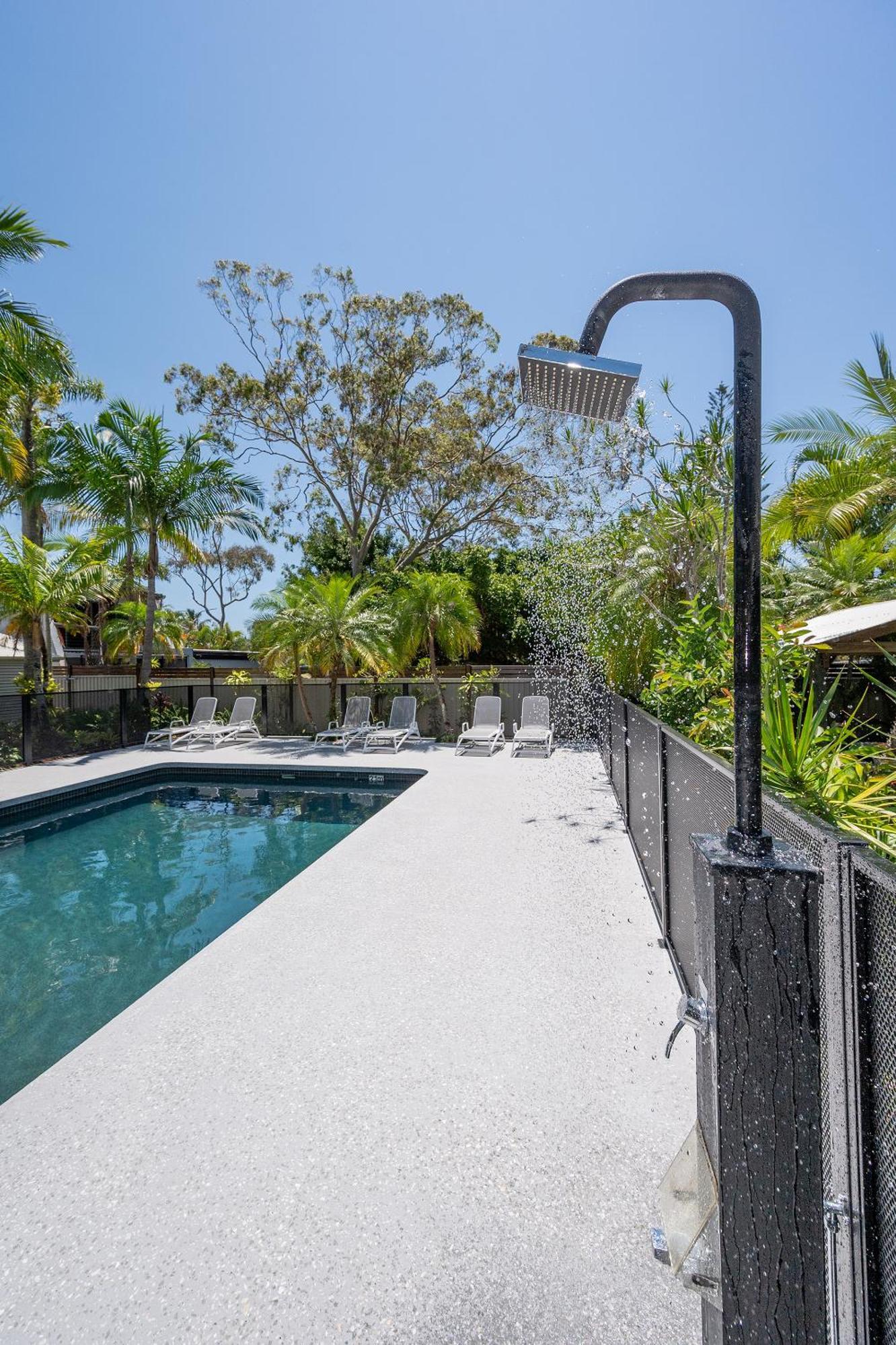 Caribbean Noosa Aparthotel Екстериор снимка